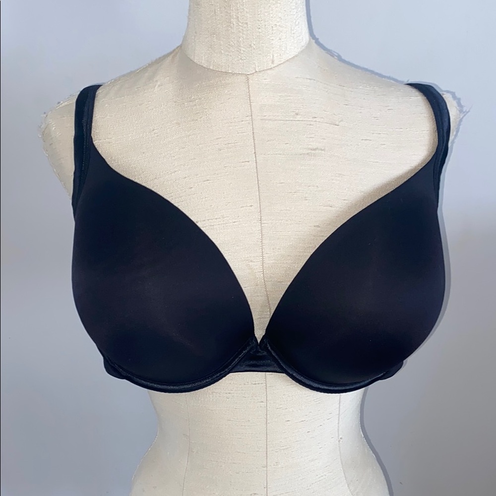 Cacique Black Full Coverage Bra with Molded Cups and Wide Straps